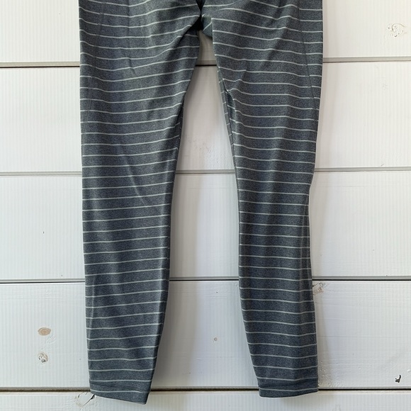 Athleta Stripe Salutation 7/8 Tight Heather Gray - Picture 8 of 12